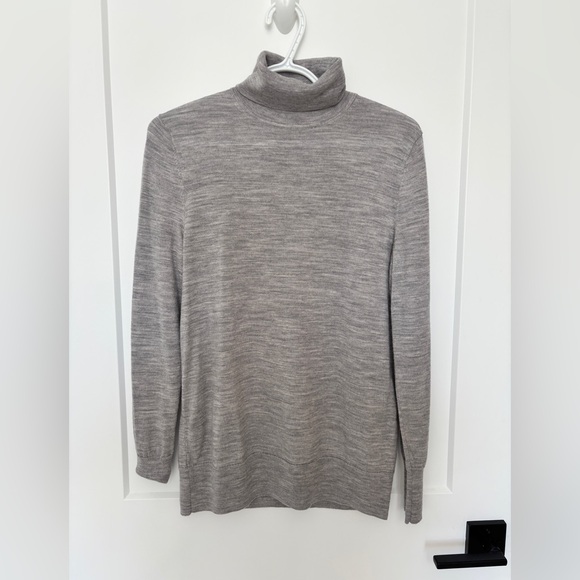 NWOT Merino Wool Turtleneck Sweater - Picture 5 of 7